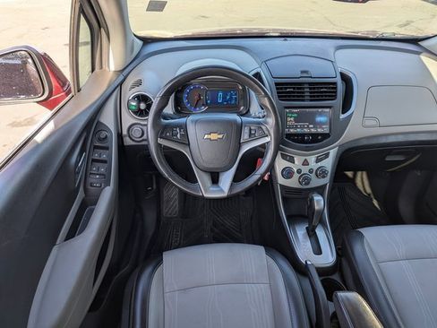 Used 2016 Chevrolet Trax LT w/ LT Convenience Package image 26