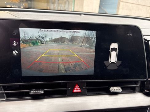 Certified 2023 Kia Sportage EX image 17