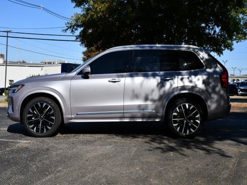 New 2026 Volvo XC90 B6 Plus w/ Protection Package Premier image 4