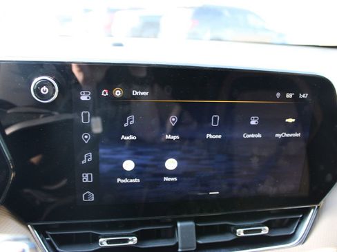 Used 2025 Chevrolet Equinox ACTIV w/ Safety and Technology Package image 34