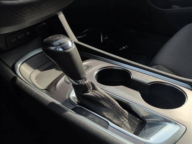 Used 2019 Chevrolet Malibu LT FWD image 16