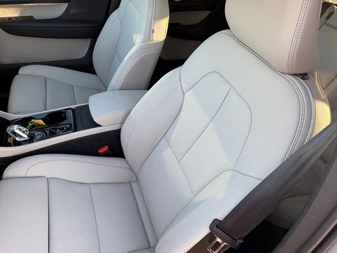 New 2026 Volvo XC40 B5 Plus w/ Protection Package Premier image 14