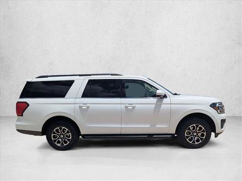 Used 2024 Ford Expedition Max XLT AWD/4WD image 4