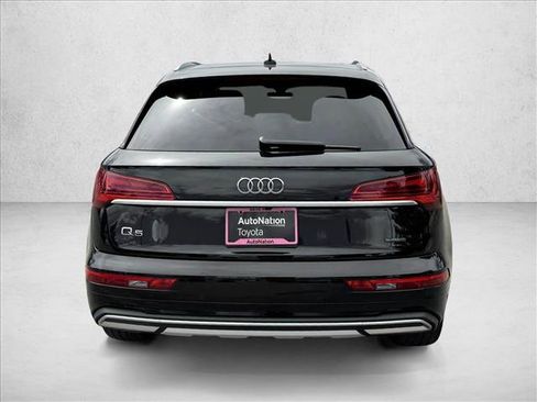 Used 2021 Audi Q5 Prestige w/ Prestige Package AWD/4WD image 6