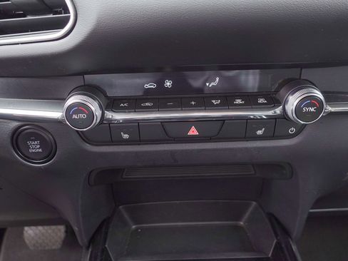 Certified 2025 MAZDA CX-30 AWD 2.5 S w/ Preferred Package image 18