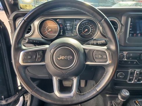 Certified 2020 Jeep Wrangler Unlimited Sahara AWD/4WD image 27