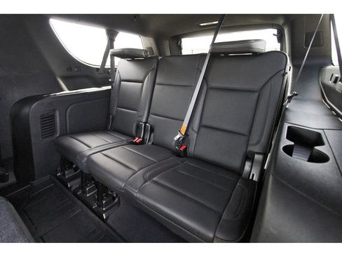 Used 2021 Chevrolet Suburban High Country w/ Premium Package AWD/4WD image 13