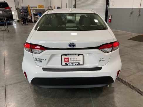 Used 2025 Toyota Corolla LE w/ LE Premium Package AWD/4WD image 5