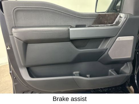 Used 2022 Ford F150 Lariat w/ Equipment Group 502A High image 32