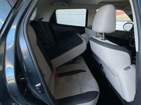 Used 2011 Nissan Juke SV image 20