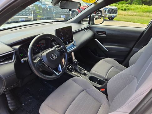 Used 2023 Toyota Corolla Cross AWD Hybrid image 13