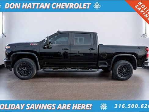 Used 2021 Chevrolet Silverado 2500 LTZ w/ LTZ Plus Package image 2
