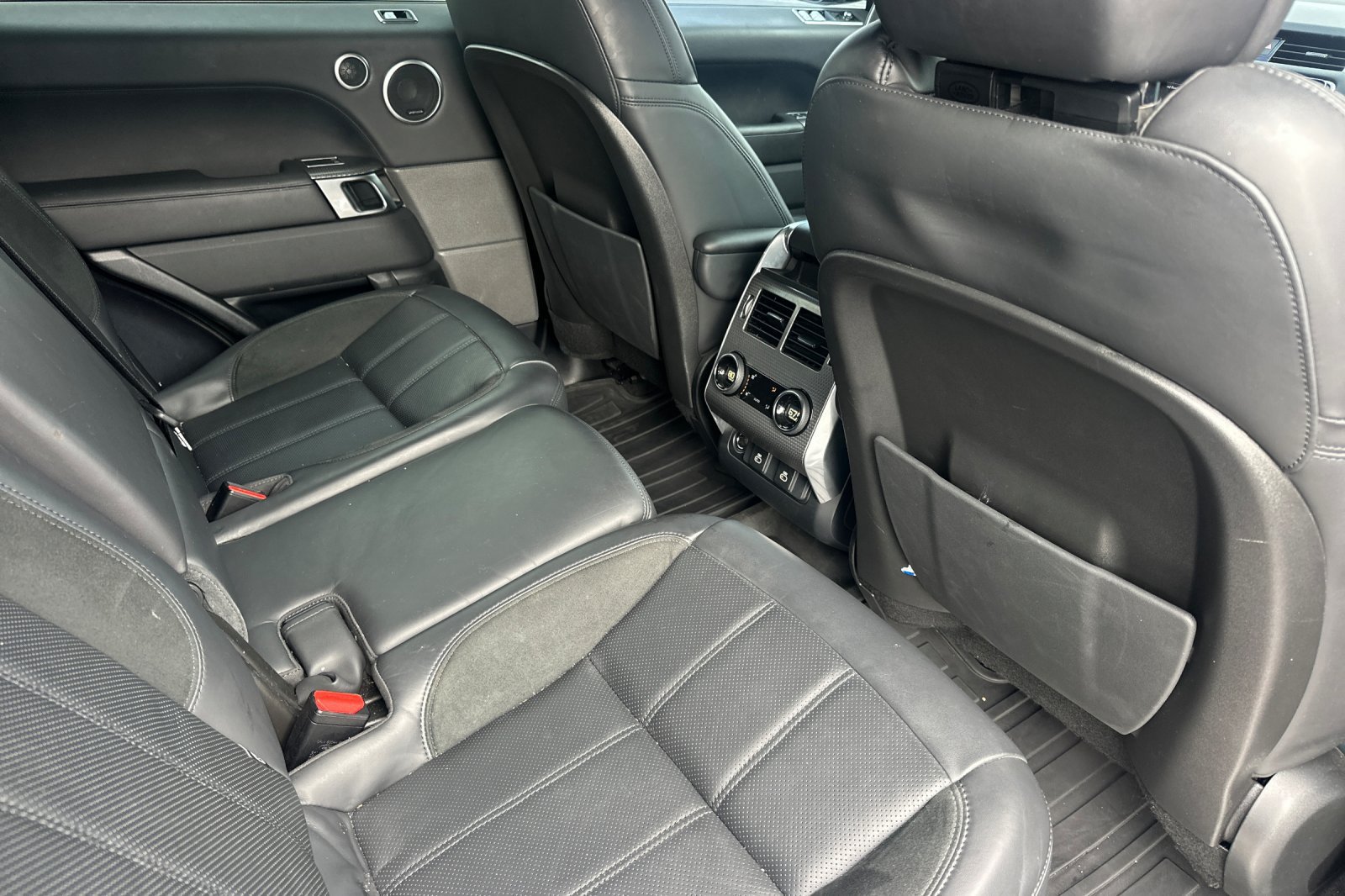 Used 2022 Land Rover Range Rover Sport HST AWD/4WD image 17
