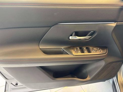 New 2026 Nissan Kicks SR FWD image 15