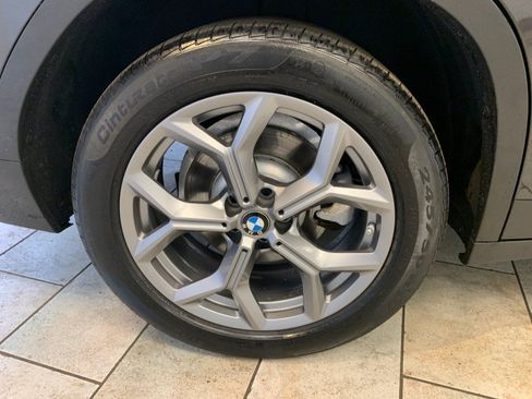Used 2025 BMW X4 xDrive30i AWD/4WD image 12