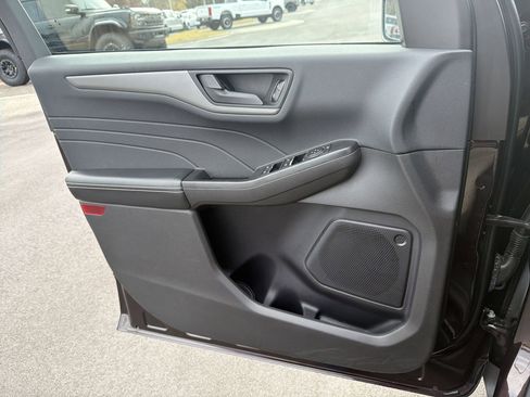 Certified 2023 Ford Escape Active image 18