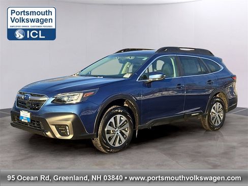 Used 2022 Subaru Outback Premium image 1