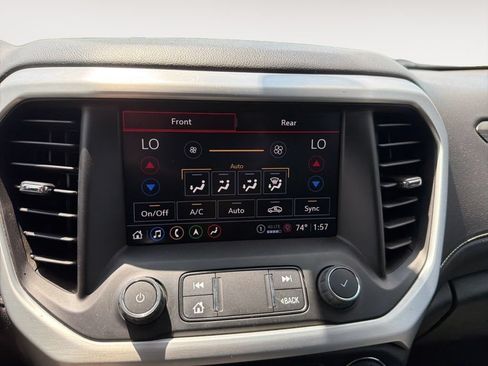 Used 2023 GMC Acadia SLT AWD/4WD image 25