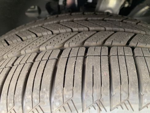 Certified 2025 BMW 530i xDrive w/ M Sport Package image 12