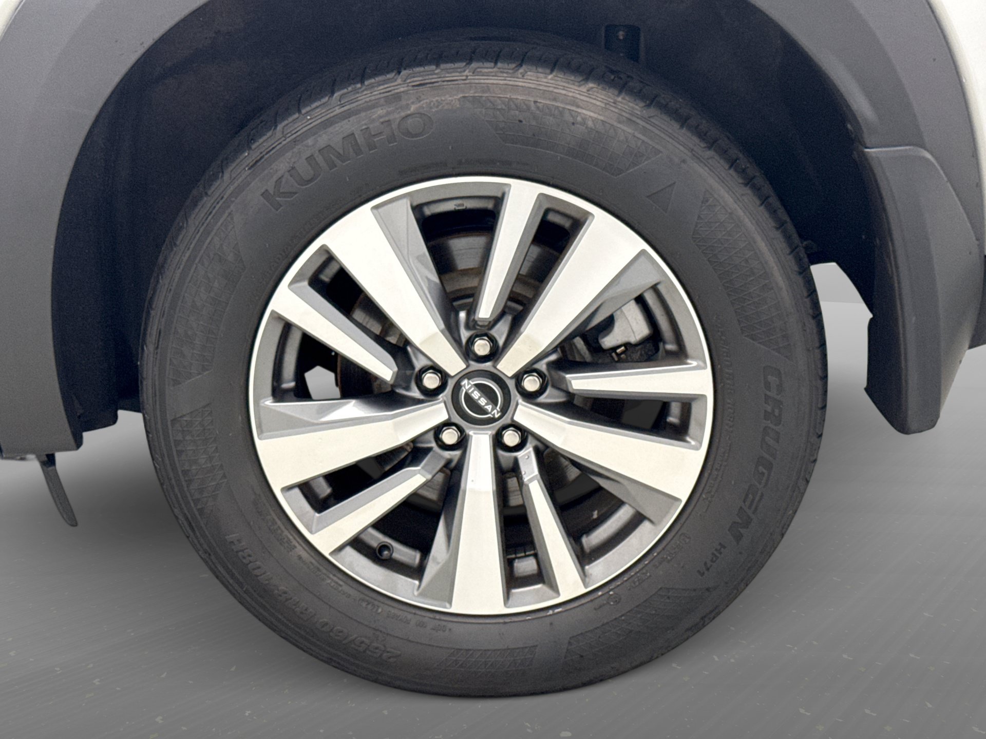 Used 2023 Nissan Pathfinder SL AWD/4WD image 27