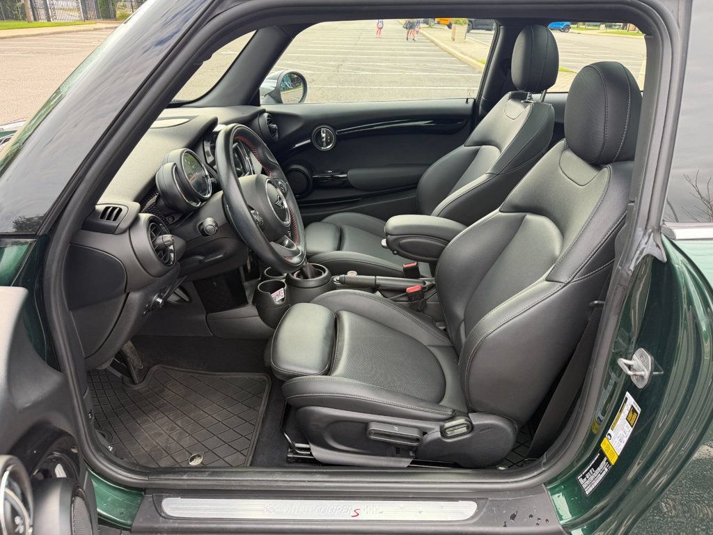 Used 2019 MINI Cooper S w/ Signature Upholstery Package FWD image 8
