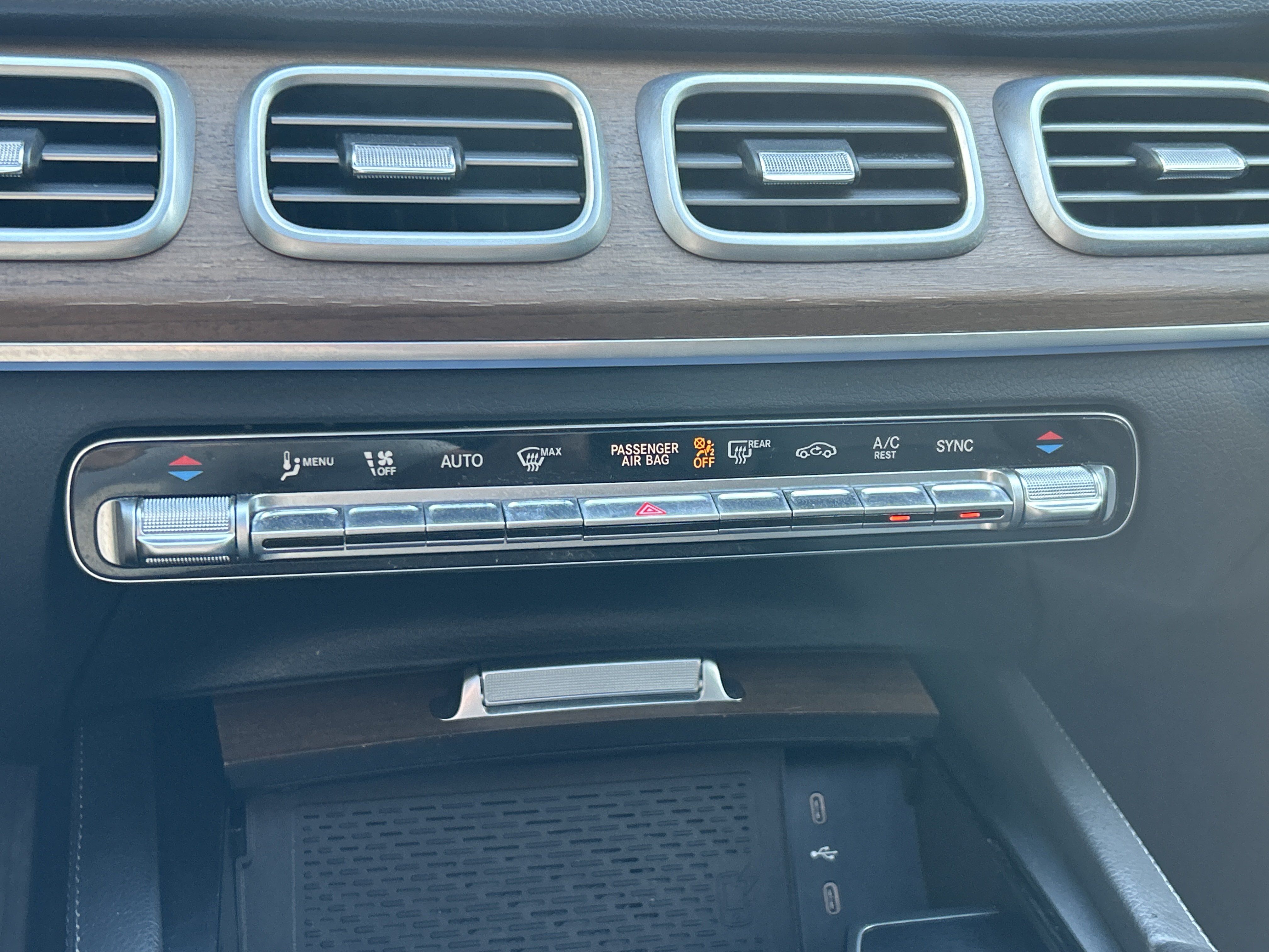 Certified 2024 Mercedes-Benz GLE 350 4MATIC image 31
