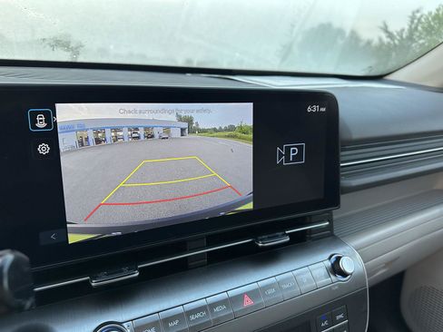 Used 2024 Hyundai Kona SEL AWD/4WD image 27
