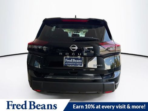 New 2026 Nissan Rogue SV w/ Cold Weather Package AWD/4WD image 7