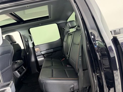 Used 2025 Ford F350 Lariat w/ Black Appearance Package image 29