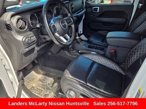 Used 2021 Jeep Wrangler Unlimited Sahara AWD/4WD image 17