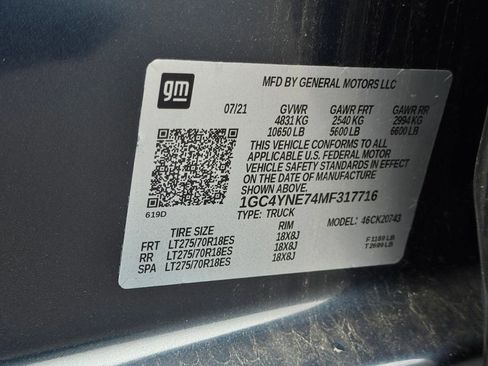 Used 2021 Chevrolet Silverado 2500 LT w/ Convenience Package image 33