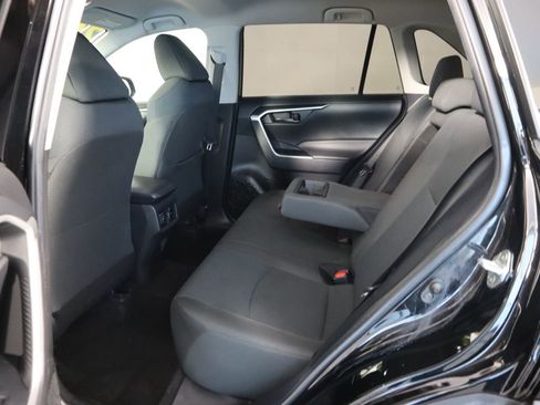 Used 2023 Toyota RAV4 LE image 21