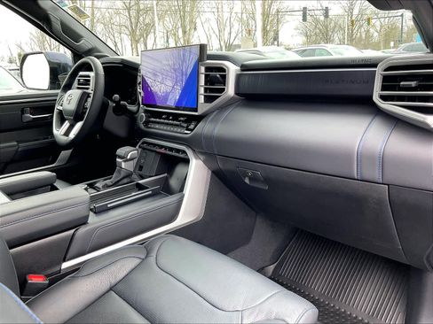 Used 2025 Toyota Tundra Platinum image 14