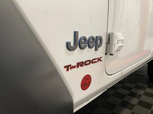 Used 2025 Jeep Wrangler Unlimited Sport S 4xe AWD/4WD image 15