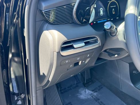Certified 2025 Hyundai Palisade Calligraphy AWD/4WD image 15