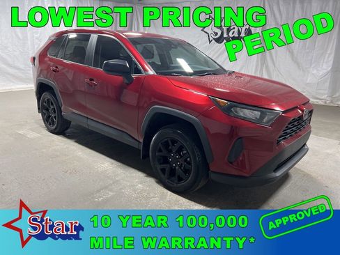 Used 2022 Toyota RAV4 LE image 1