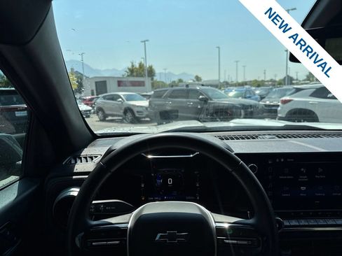 Used 2023 Chevrolet Colorado LT w/ LT Convenience Package II AWD/4WD image 20