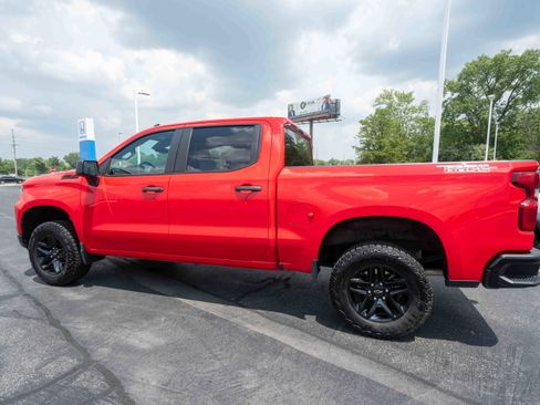 Used 2024 Chevrolet Silverado 1500 Custom Trail Boss w/ LPO, Dark Essentials Package AWD/4WD image 4