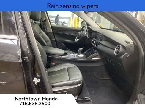 Used 2021 Alfa Romeo Stelvio Sprint w/ Sun & Sound Package image 12