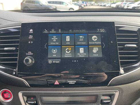 Used 2023 Honda Passport TrailSport image 11