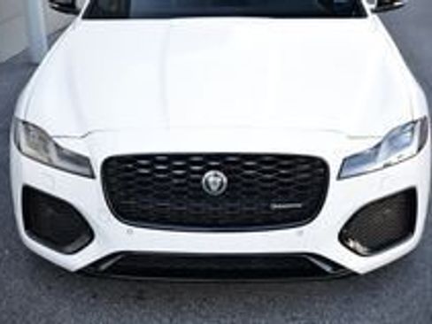 New 2024 Jaguar XF R-Dynamic SE image 15