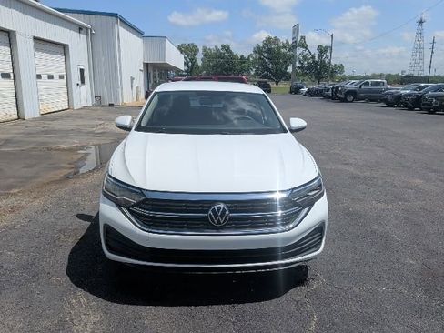 Used 2022 Volkswagen Jetta S image 8