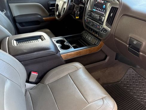 Used 2018 Chevrolet Silverado 1500 LTZ w/ Sport Package AWD/4WD image 23