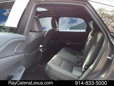 Certified 2024 Lexus RX 350 F Sport image 18