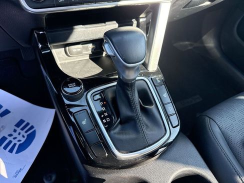 Used 2021 Kia Seltos EX image 17