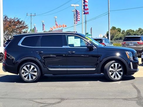 Used 2020 Kia Telluride S w/ S 8 Passenger Seating Package AWD/4WD image 3