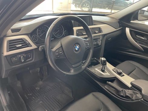 Used 2017 BMW 320i xDrive Sedan image 16
