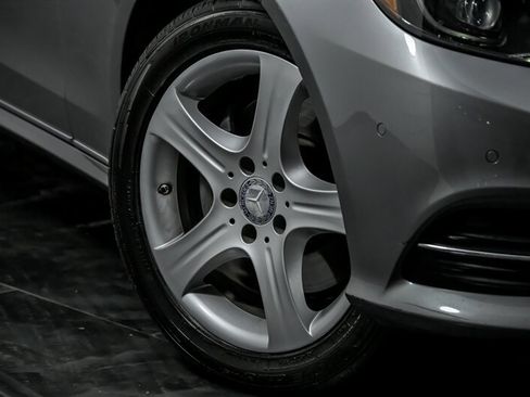 Used 2014 Mercedes-Benz E 350 4MATIC Wagon image 3