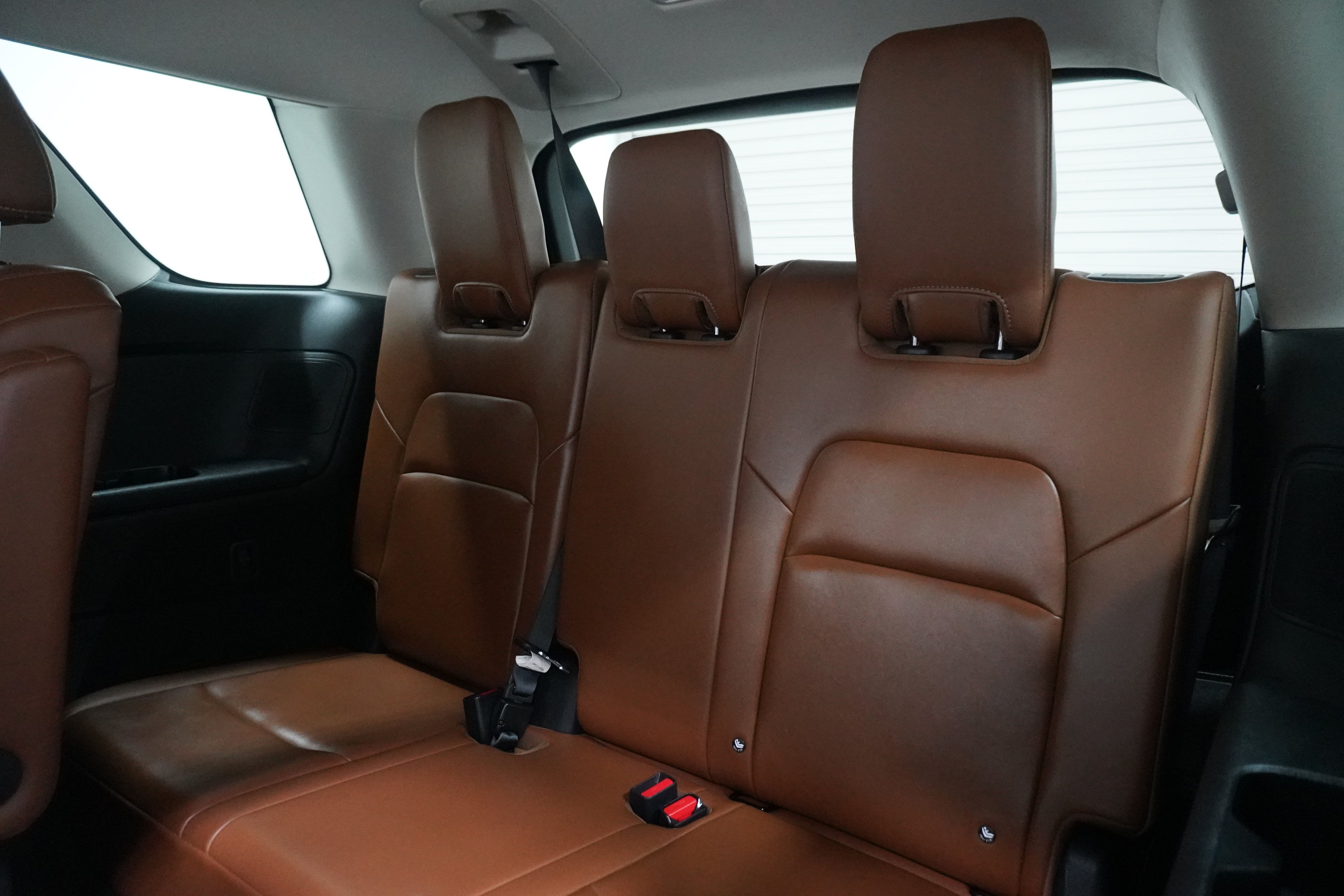 Used 2023 Nissan Pathfinder Platinum FWD image 14