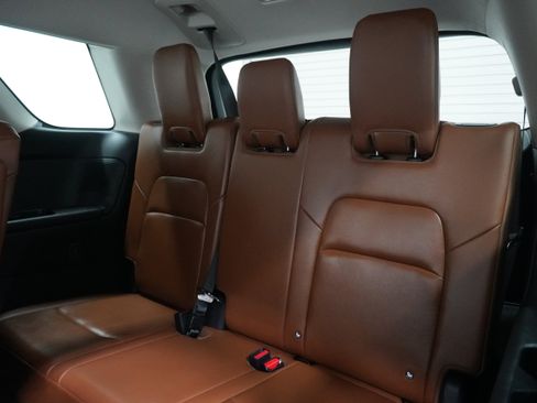 Used 2023 Nissan Pathfinder Platinum FWD image 14